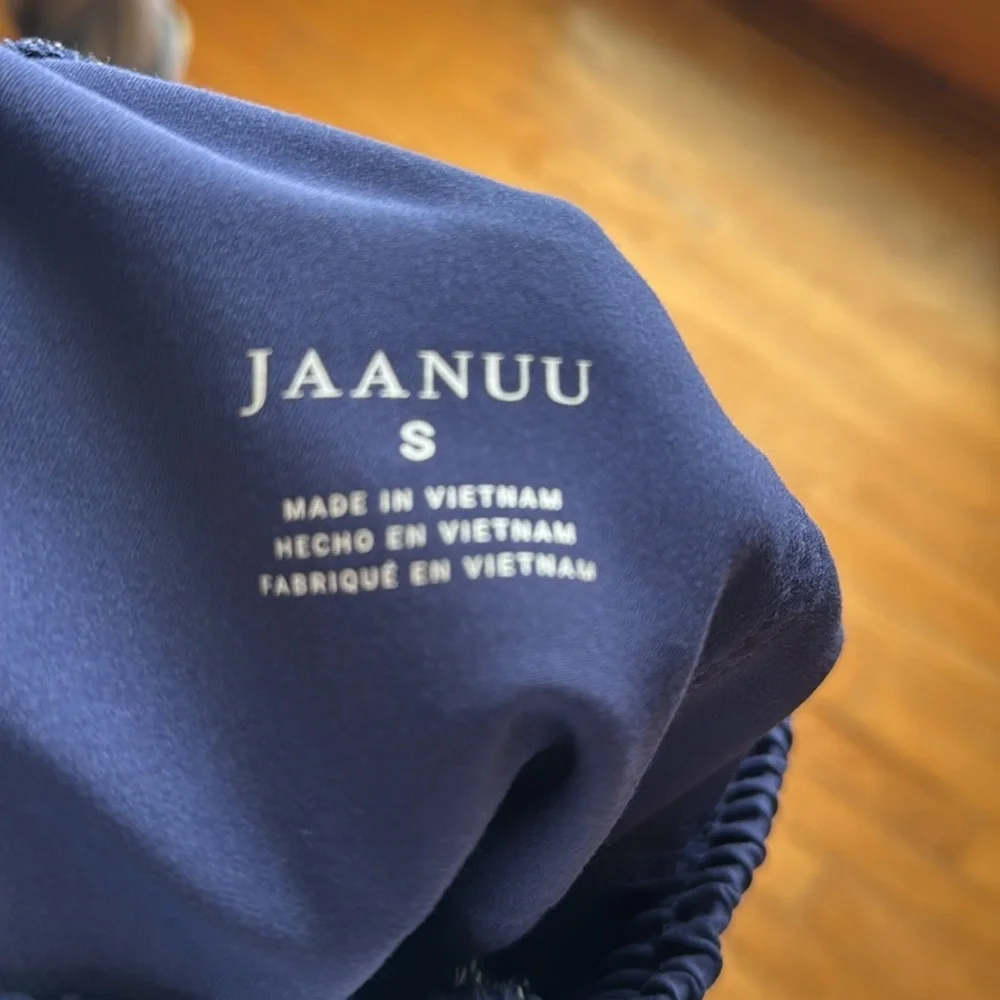 Jaanuu navy blue straight leg scrub pants size small